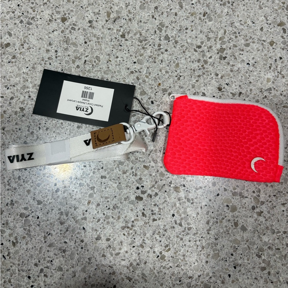 Zyia Padded Coral Lanyard